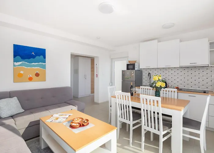 Knez Penthouse Apartament Makarska
